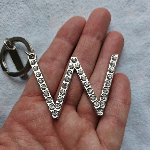 Bombay Duck Pave "W" Initial Bling Keychain, Clear Rhinestones, Silver, NWOT - Picture 3 of 7